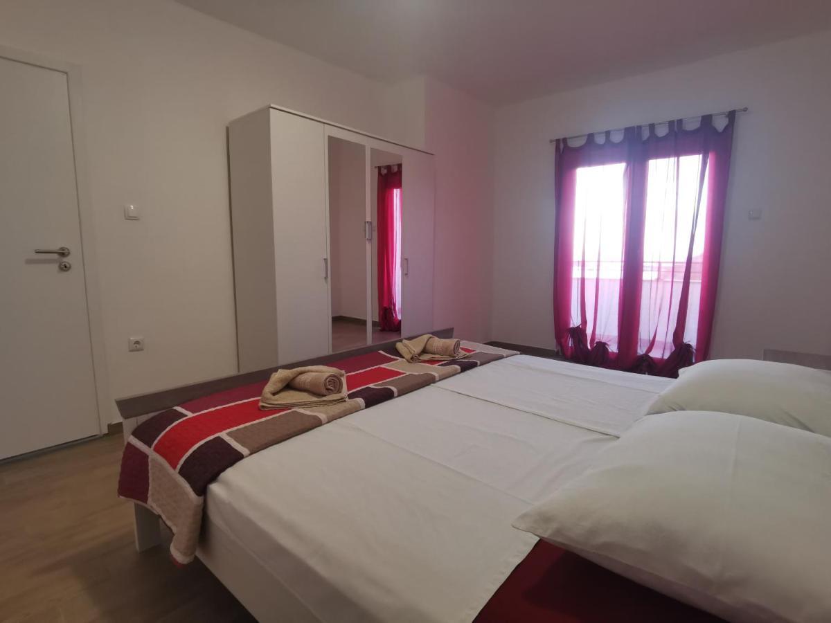 Mariva Apartments لوبار المظهر الخارجي الصورة