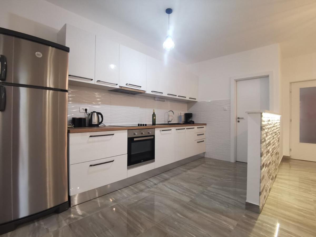 Mariva Apartments لوبار المظهر الخارجي الصورة